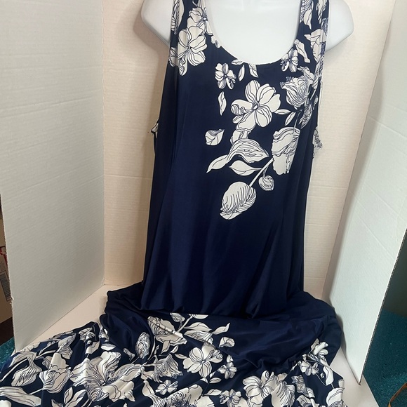 Reborn Women’s Maxi Dress 3XL Navy Blue White Floral Print Short Sleeve - Picture 1 of 5